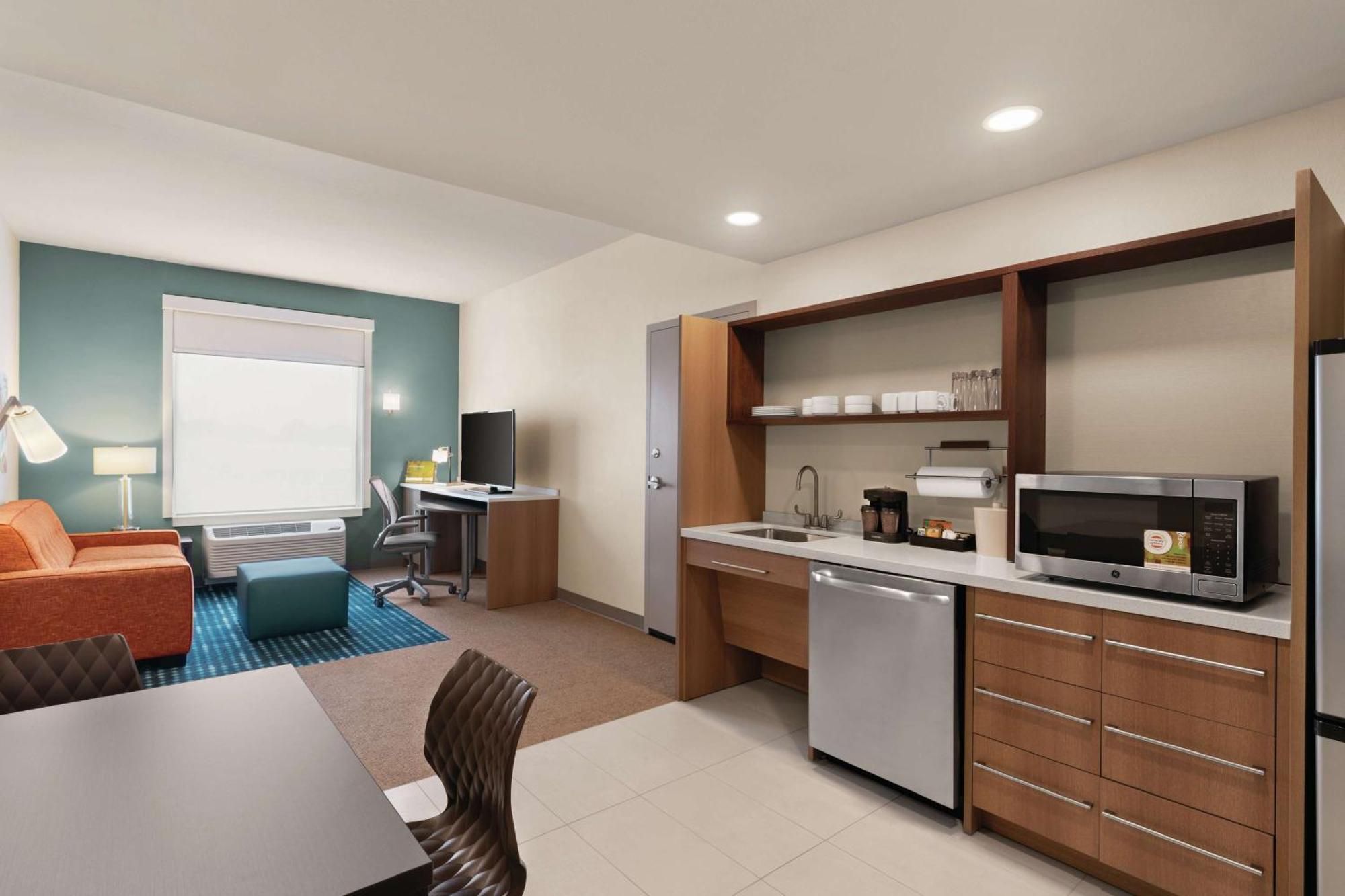 Home2 Suites By Hilton Lancaster Rohrerstown Exterior photo